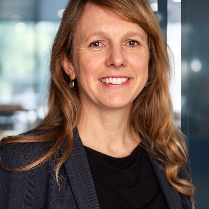Claudia Nef